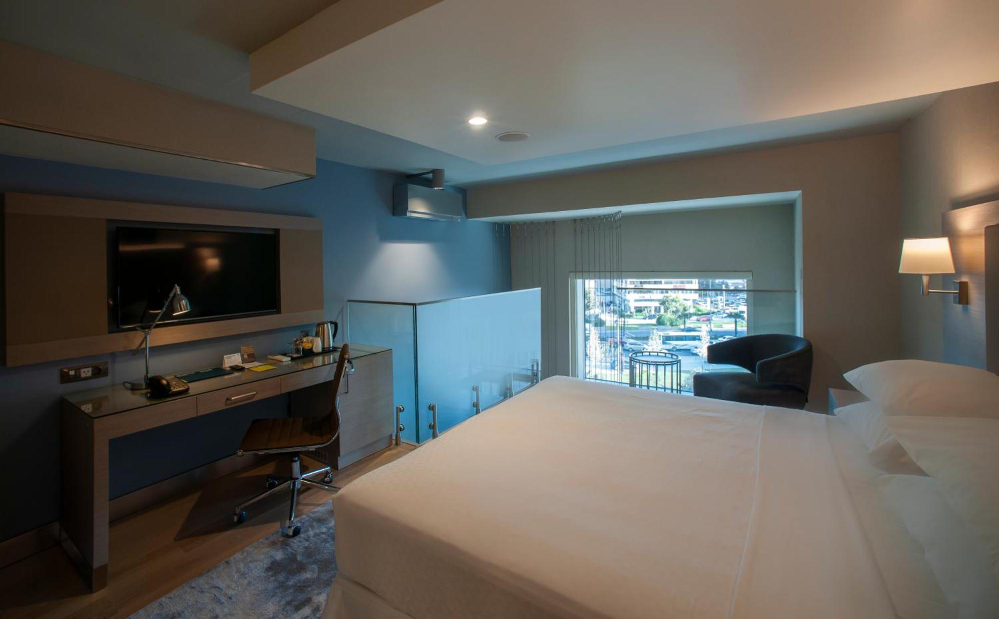 Four Points By Sheraton İzmir Exterior photo