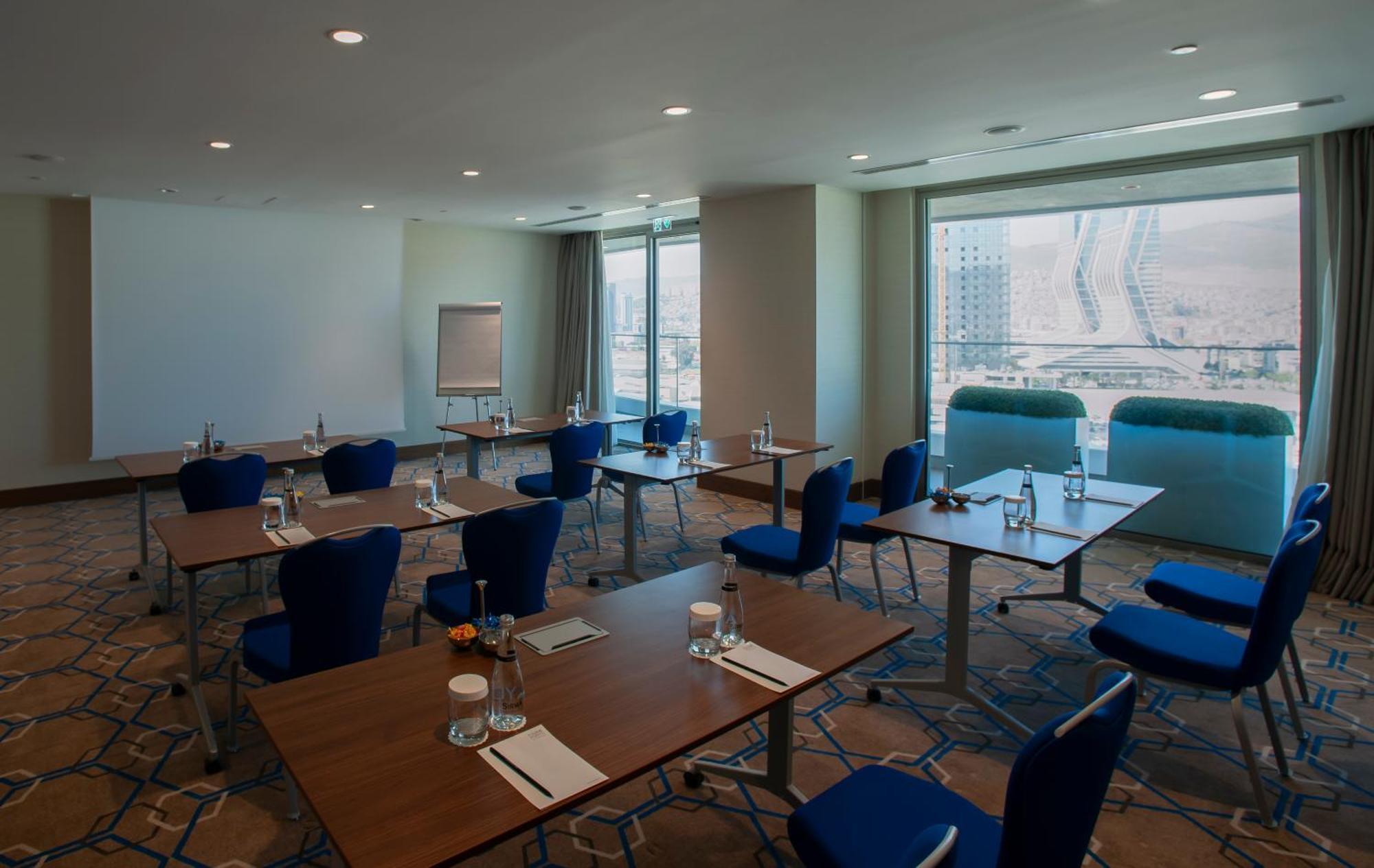 Four Points By Sheraton İzmir Exterior photo