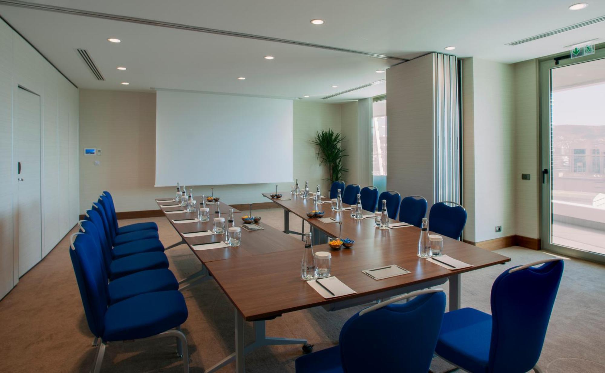 Four Points By Sheraton İzmir Exterior photo