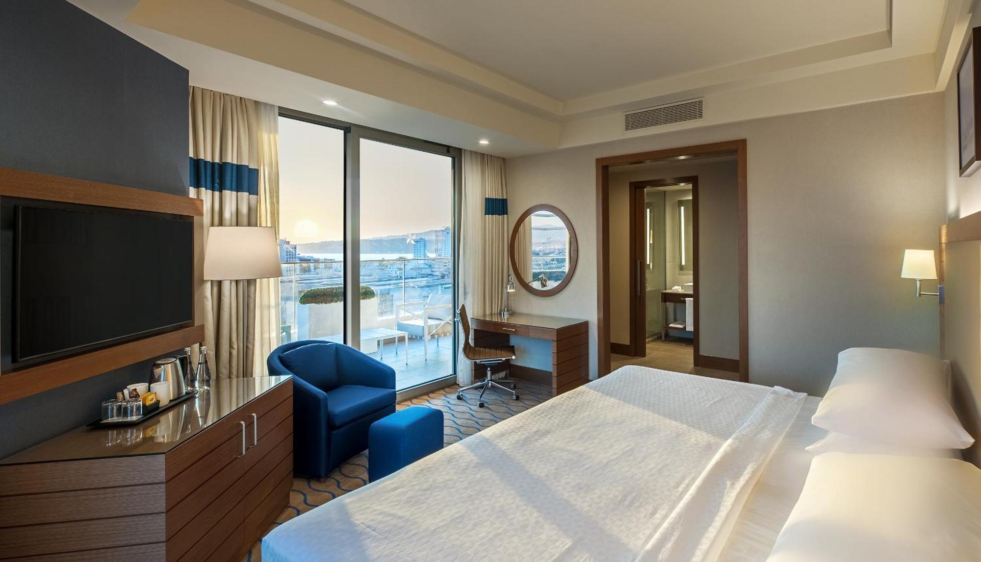 Four Points By Sheraton İzmir Exterior photo