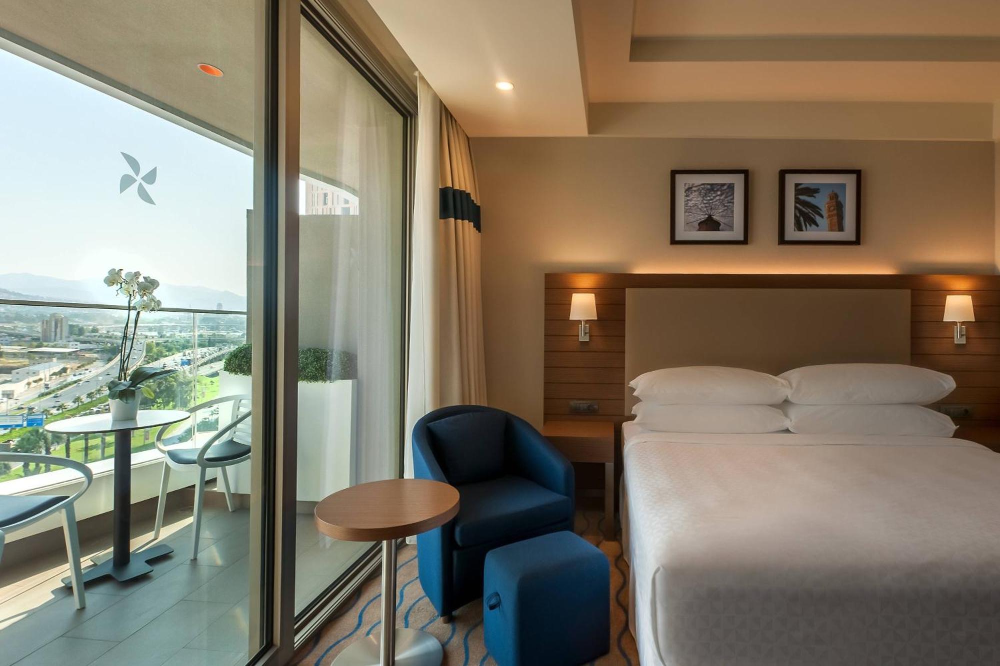 Four Points By Sheraton İzmir Exterior photo