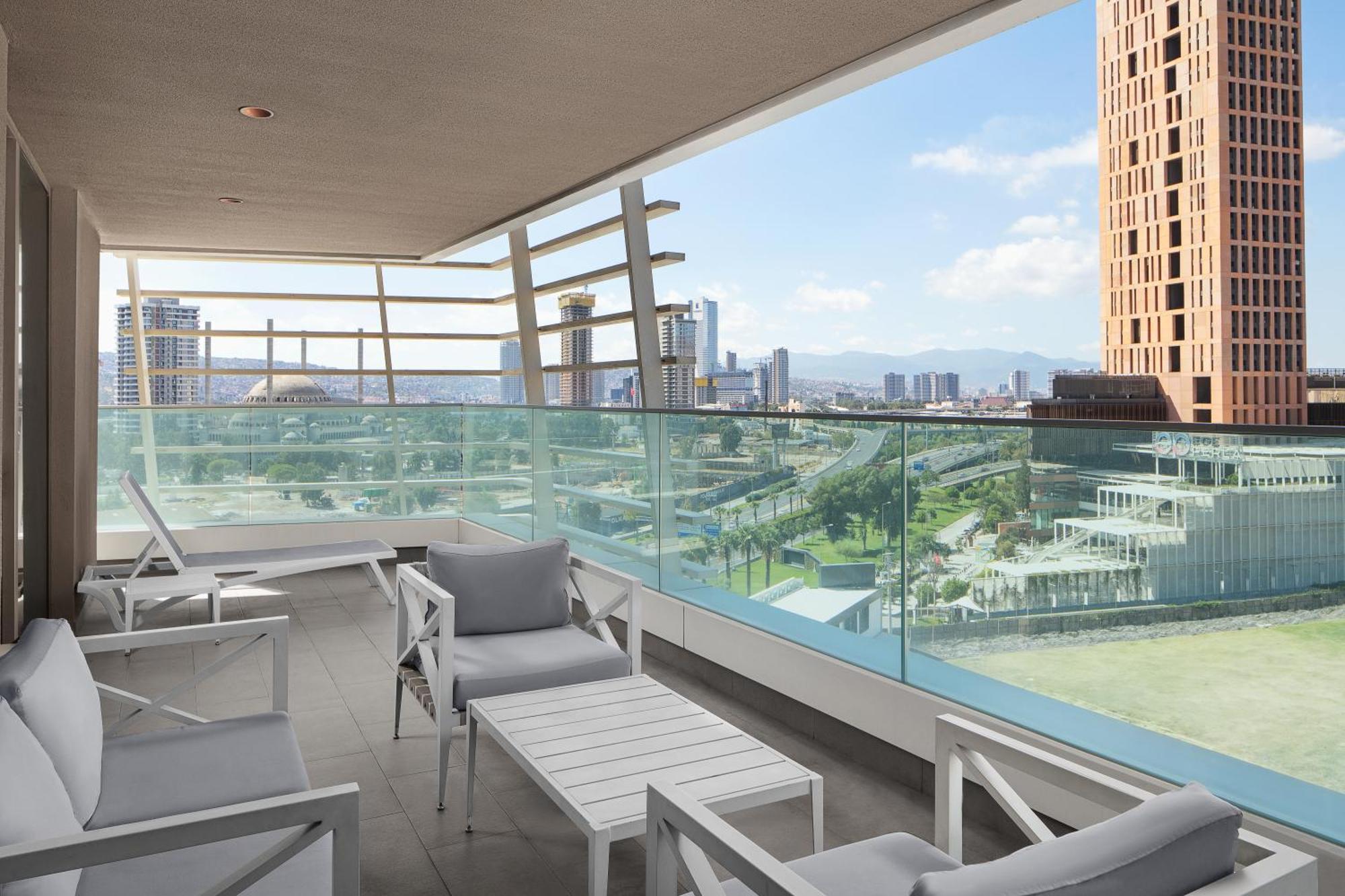 Four Points By Sheraton İzmir Exterior photo