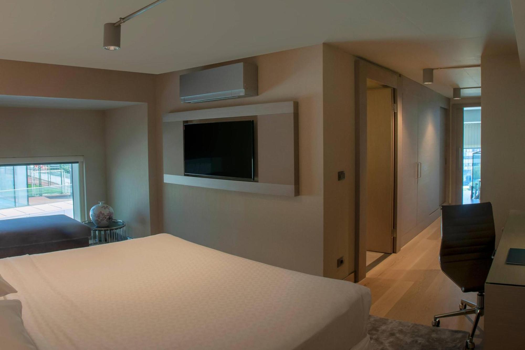 Four Points By Sheraton İzmir Exterior photo